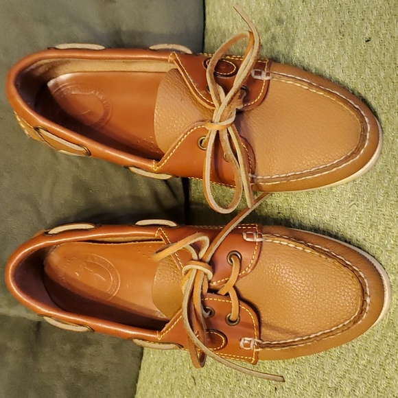 Dooney & Bourke leather deck shoes in tan sz 6 great used condition. Vintage. - Picture 3 of 11